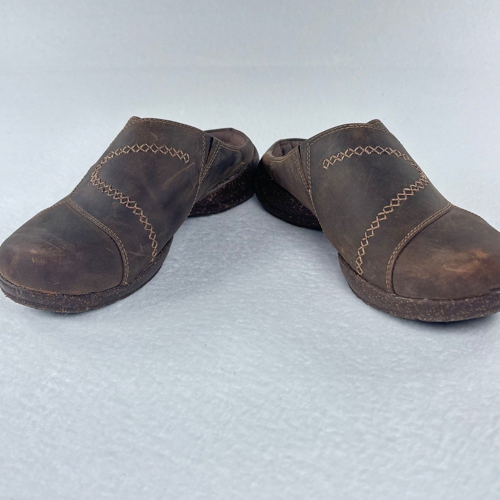 Clarks Brown Leather Mules Clogs Slip on Womens 8.5 M Earthy Boho - Picture 8 of 10